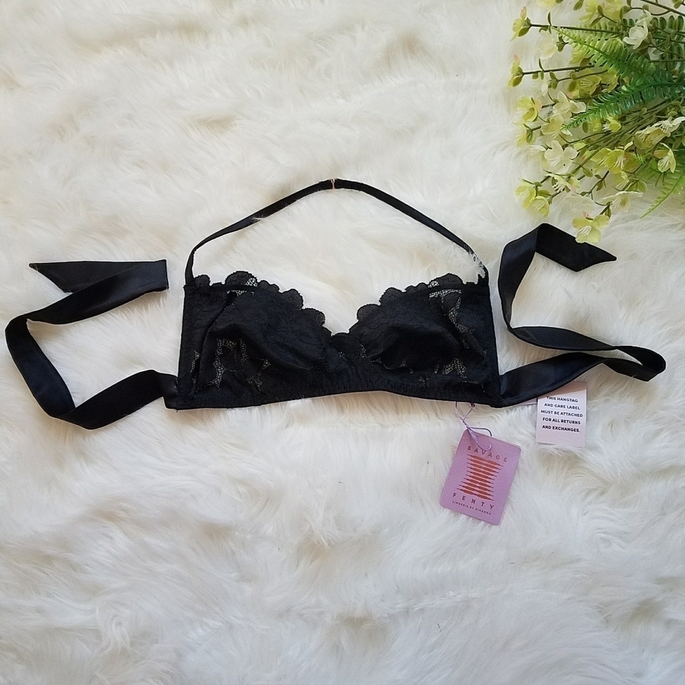Savage Fenty Lace Bralette